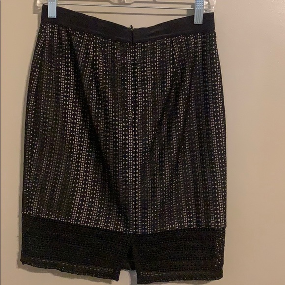 Ann Taylor skirt - Picture 3 of 4